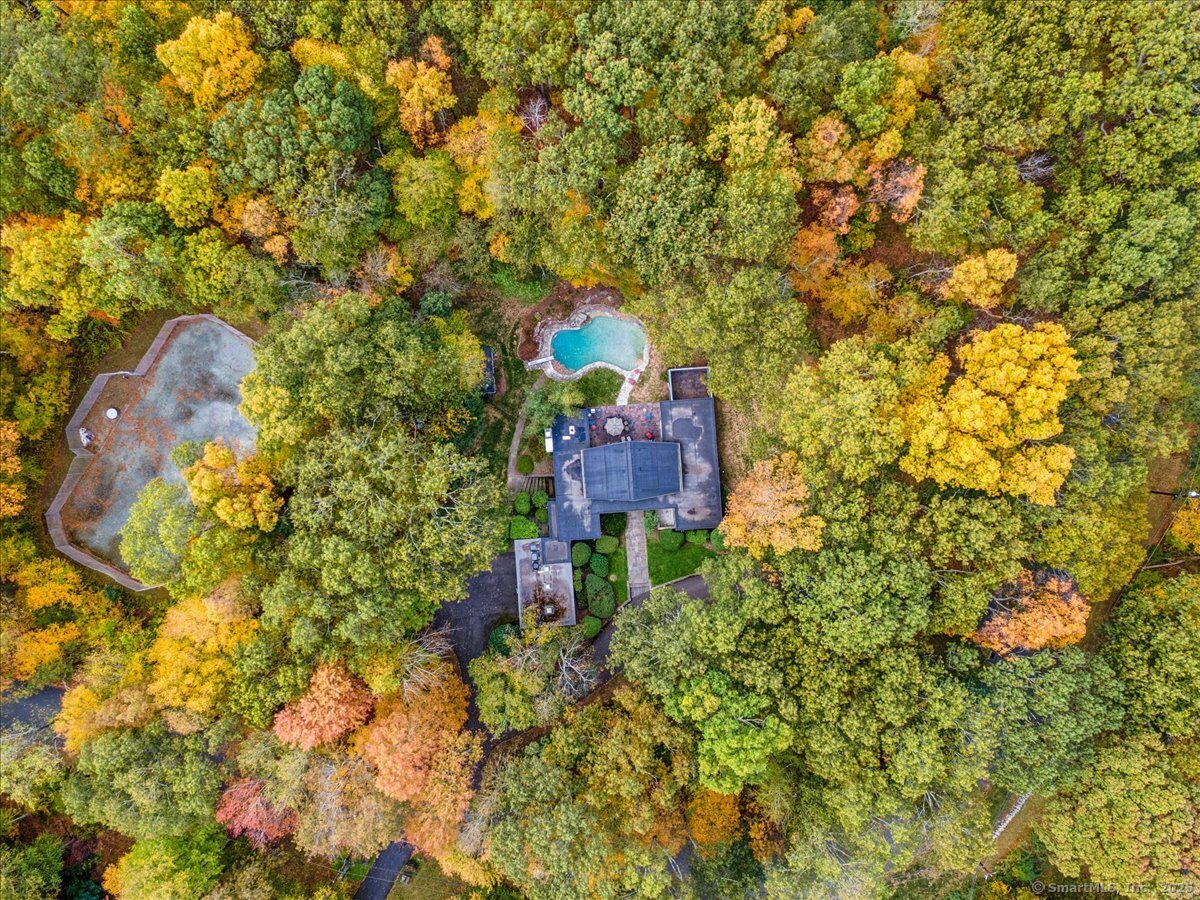 100 East Common Road