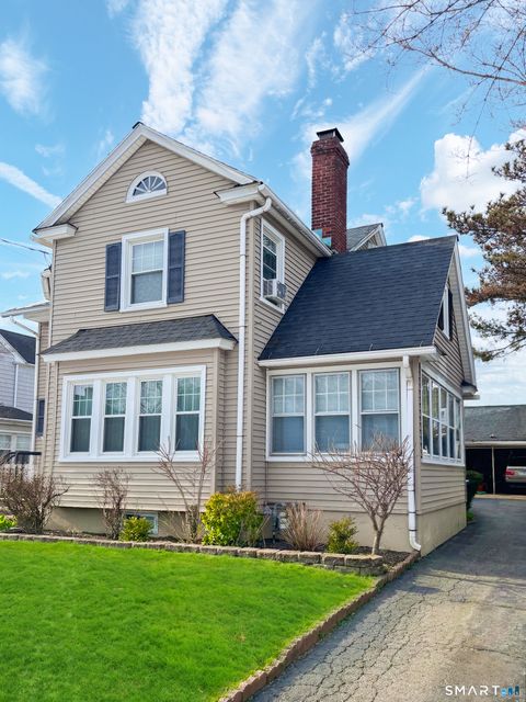 Tiny photo for 660 W Jackson Avenue, Bridgeport, CT 06604 (MLS # 24158057)