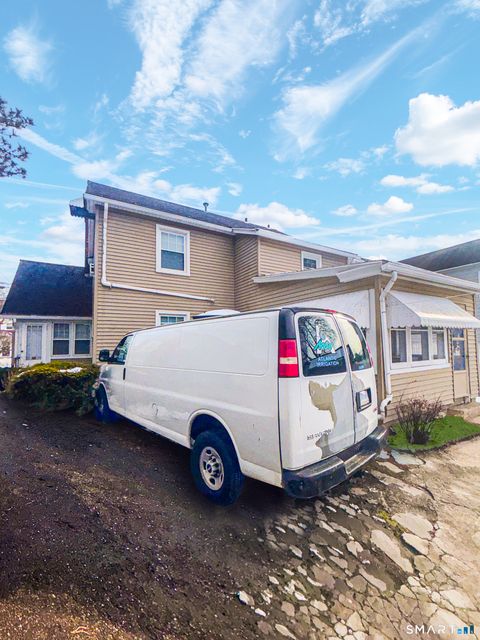 Tiny photo for 660 W Jackson Avenue, Bridgeport, CT 06604 (MLS # 24158057)