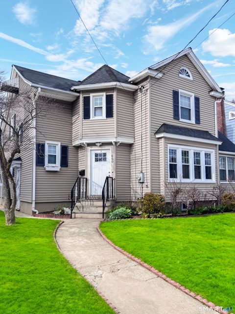 Photo of 660 W Jackson Avenue, Bridgeport, CT 06604 (MLS # 24158057)