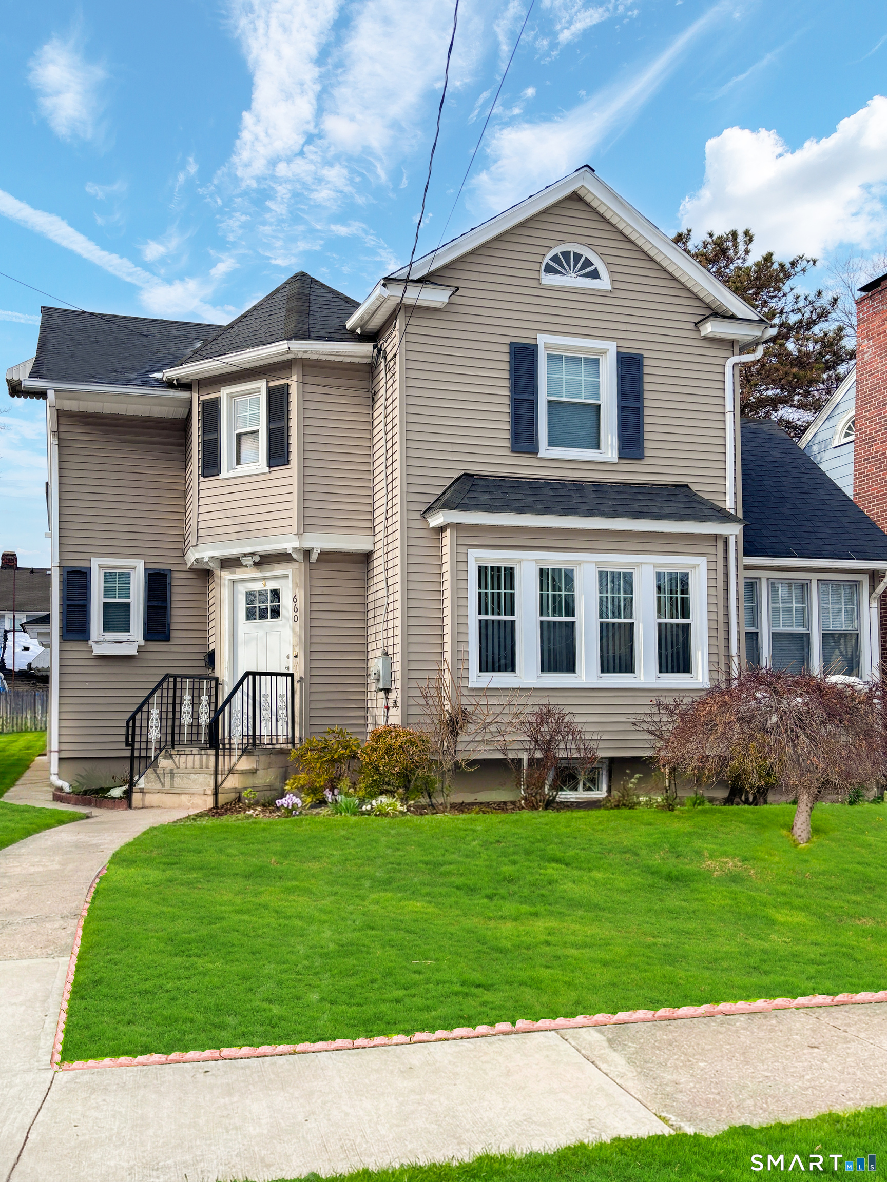 660 West Jackson Avenue