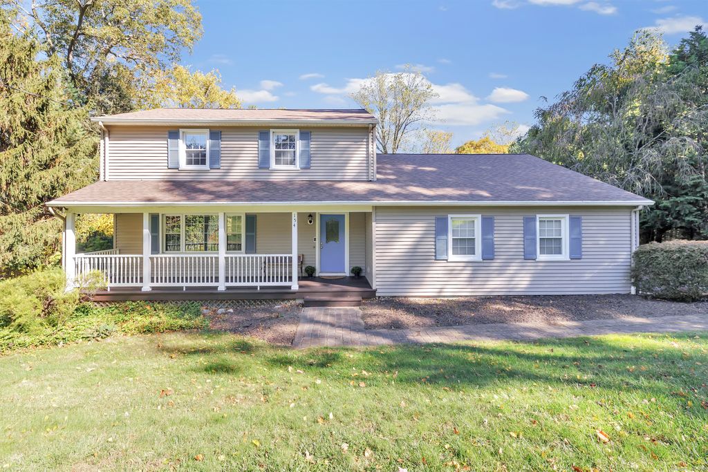 Photo of 154 Longfellow Road, Shelton, CT 06484 (MLS # 24136410)