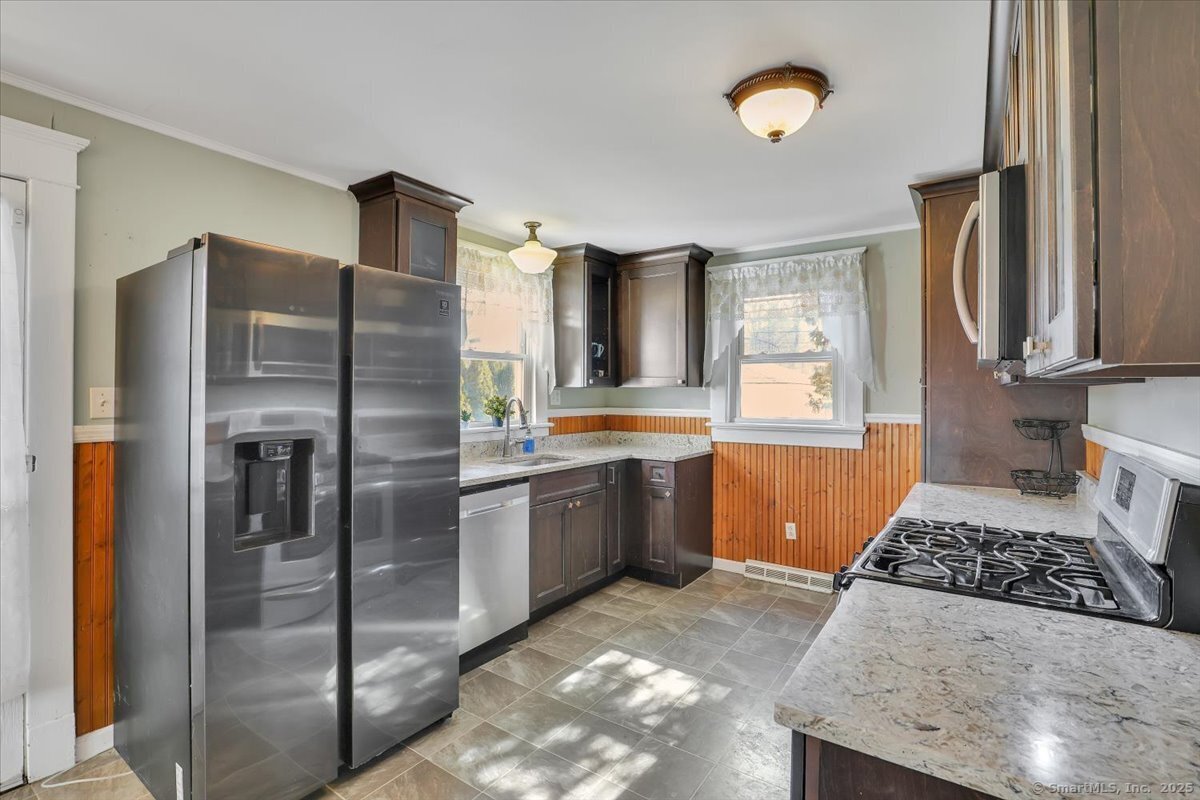 435 Broad Street, Meriden, Connecticut image 7