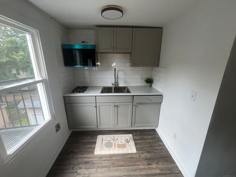 Tiny photo for 212 Newhall Street #3, New Haven, CT 06511 (MLS # 24134672)