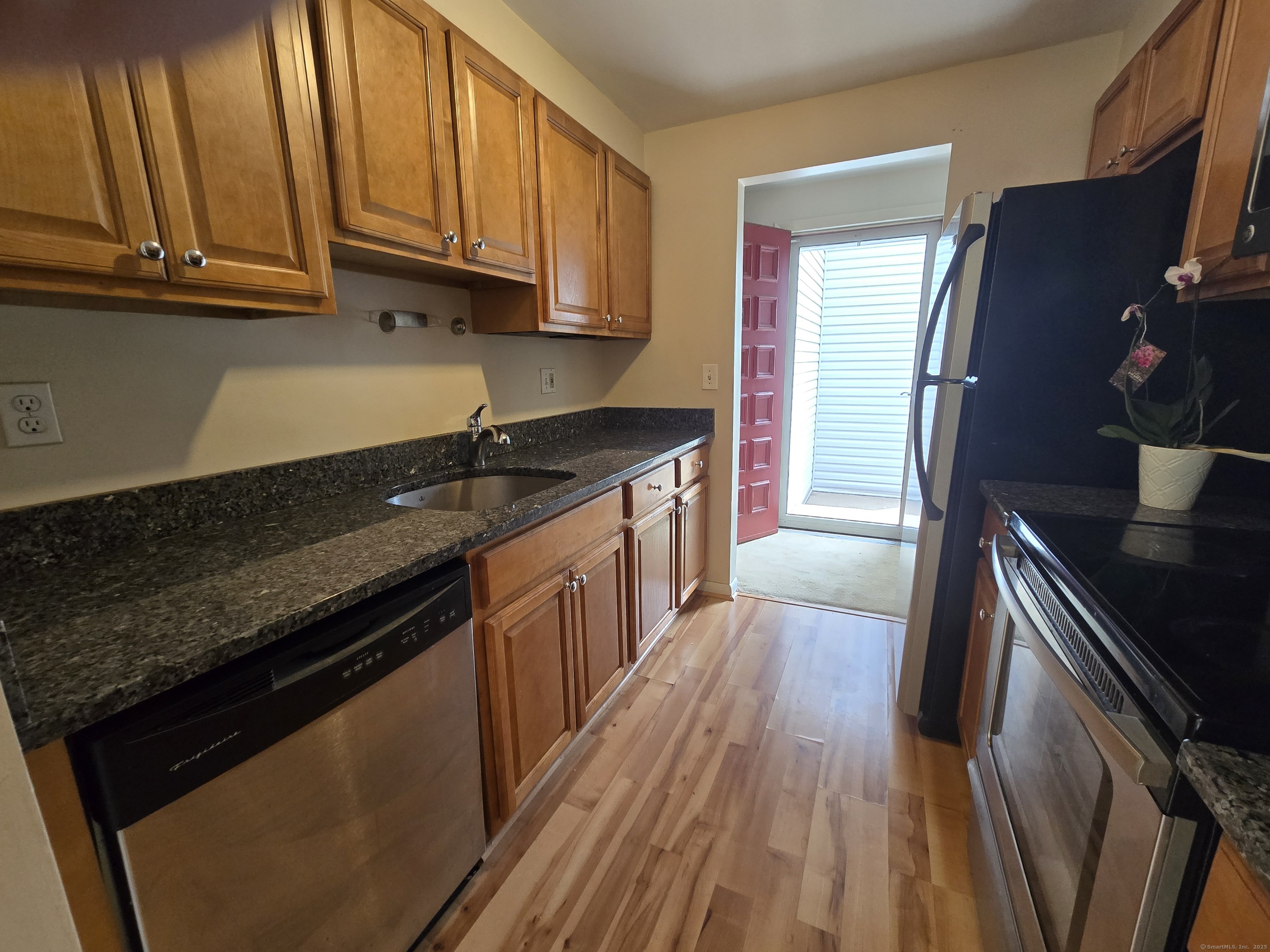 655 Talcottville Road APT 89