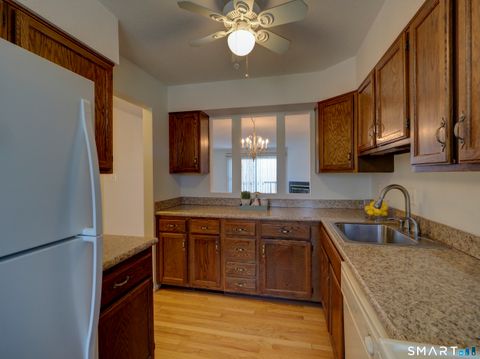 Tiny photo for 412 Pilgrim Harbor #412, Wallingford, CT 06492 (MLS # 24155877)