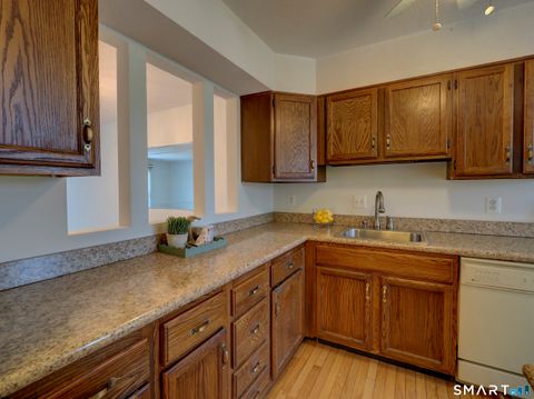 Tiny photo for 412 Pilgrim Harbor #412, Wallingford, CT 06492 (MLS # 24155877)