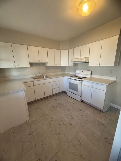 MLS: 24081405