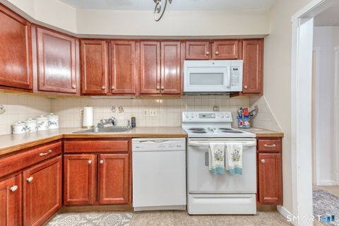 Tiny photo for 40 Hickory Hill #40, Southington, CT 06489 (MLS # 24153678)