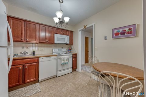 Tiny photo for 40 Hickory Hill #40, Southington, CT 06489 (MLS # 24153678)