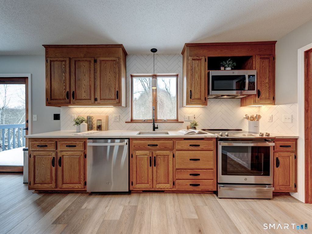 Photo of 18 Wesley Road, East Windsor, CT 06016 (MLS # 24145185)