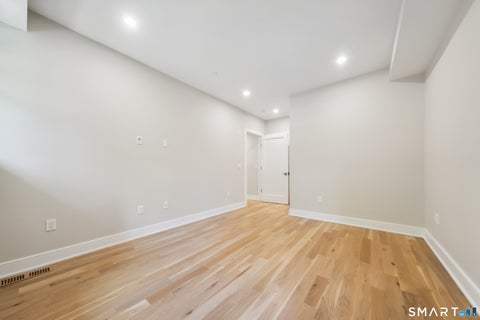 Tiny photo for 8 Husted Lane #1G, New Canaan, CT 06840 (MLS # 24211258)