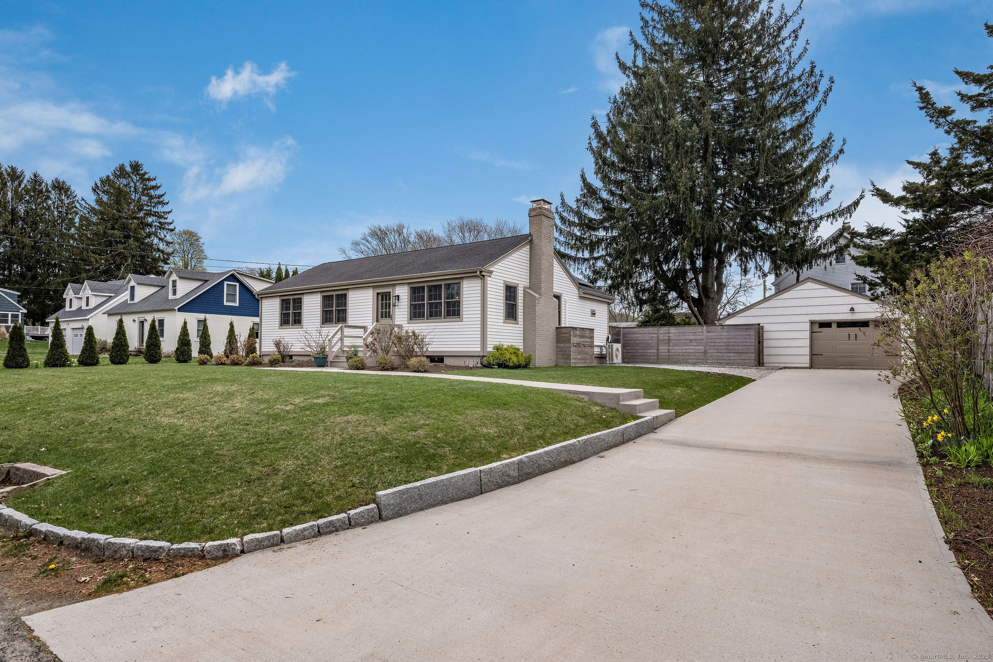 8 Hinckley Street, Stonington, Connecticut image 2