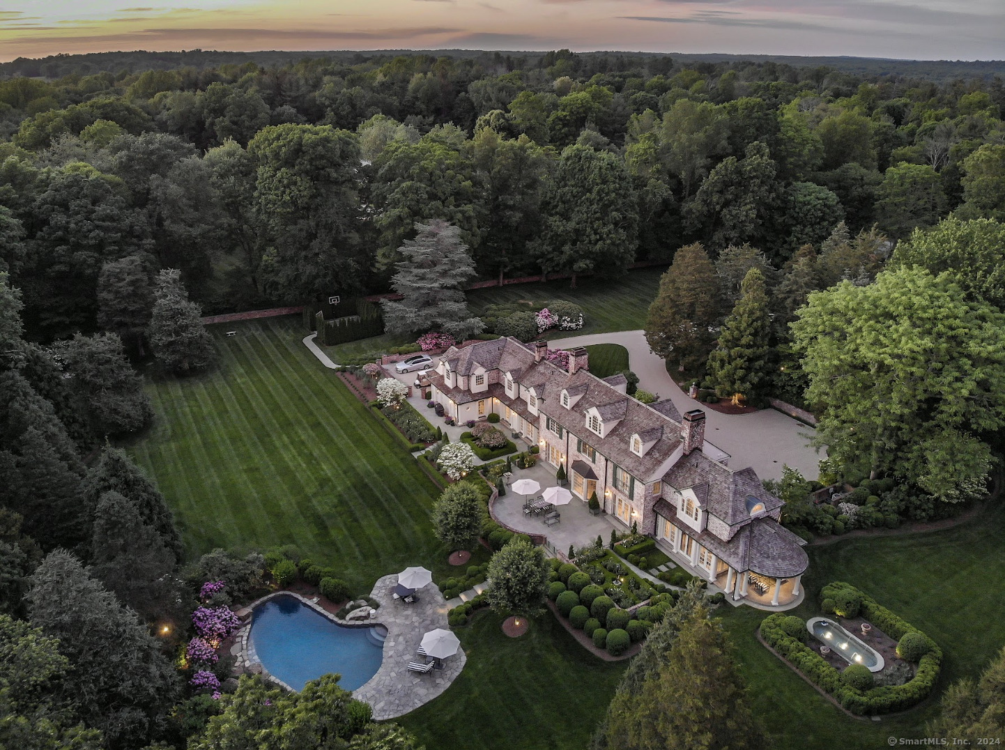 Photo 1 of 1024 Smith Ridge Road, New Canaan, Connecticut, $5,700,000, Web #: 24002646