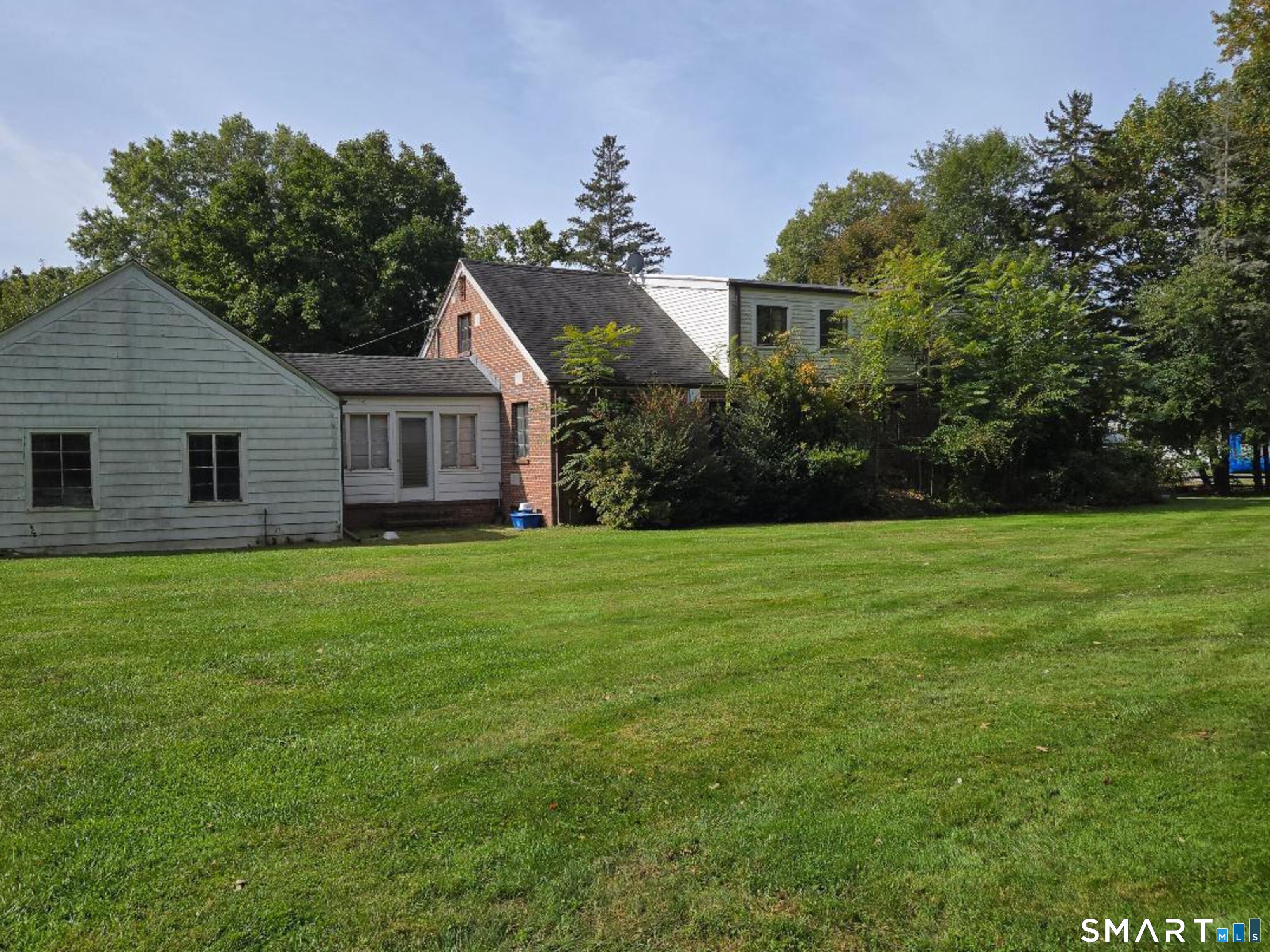 821 Bayberry Lane