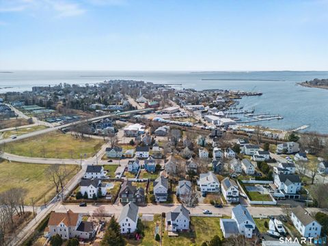 9 Oak Drive Stonington CT 06378