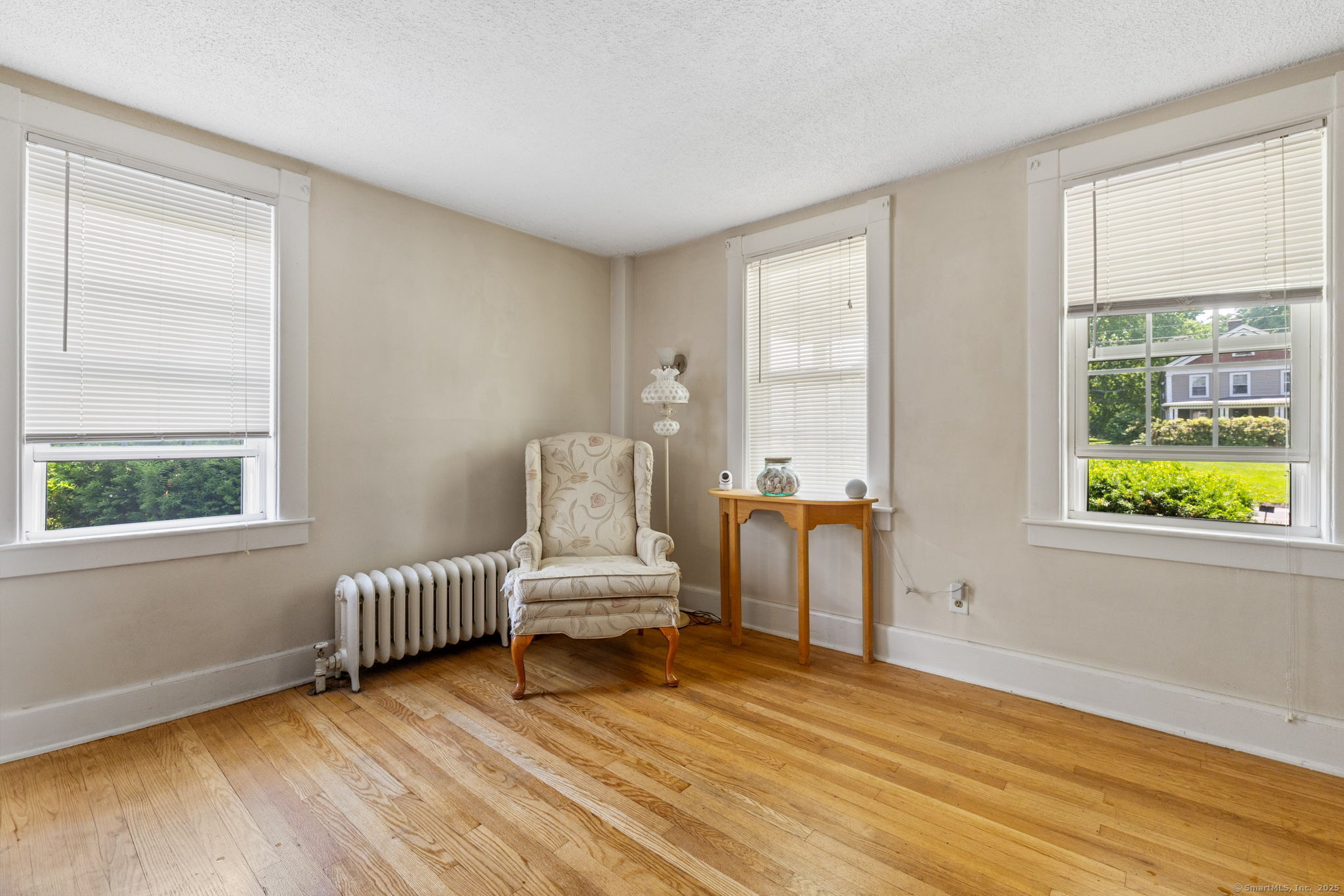 584 Main Street 2
