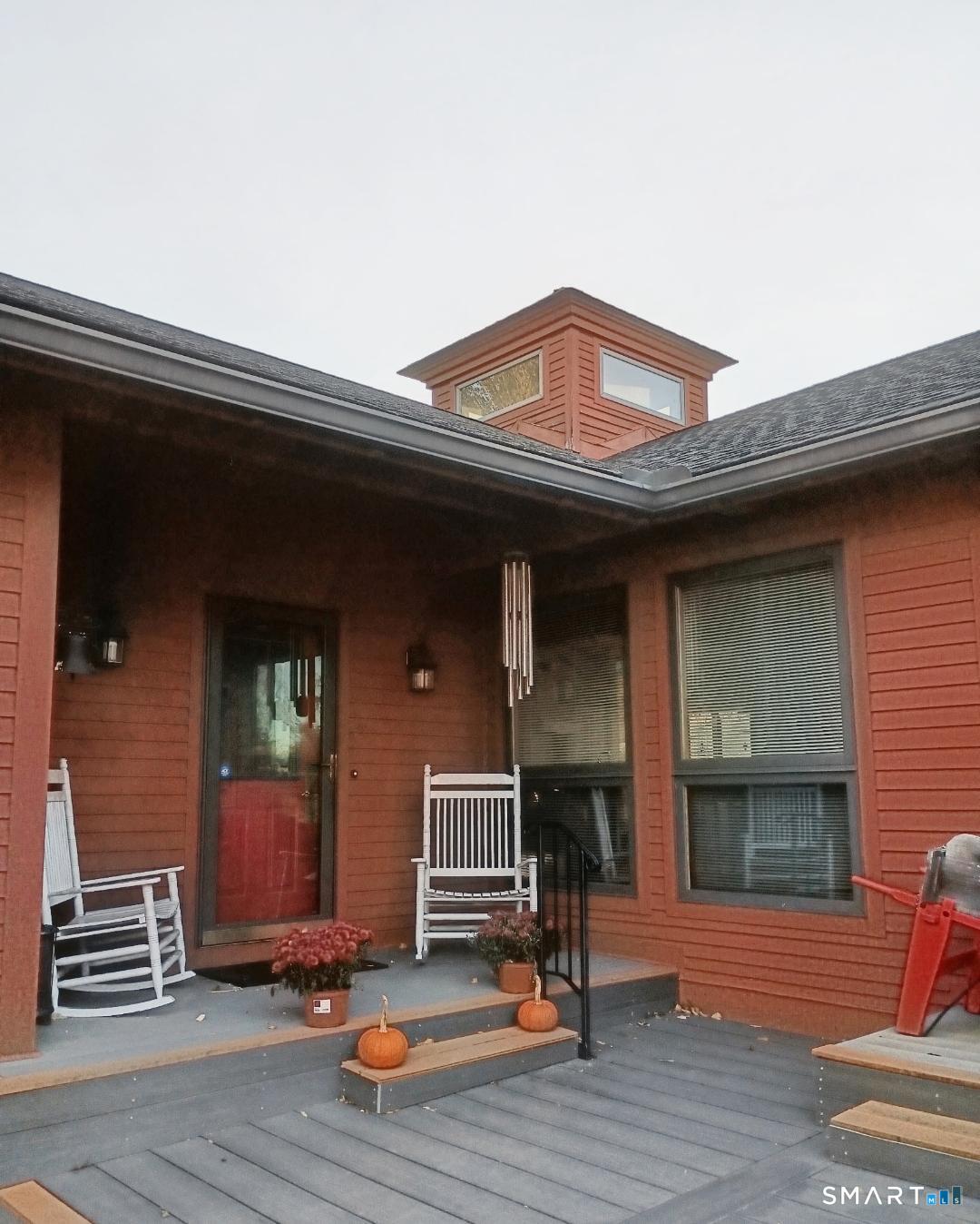 11 East Howey Road
