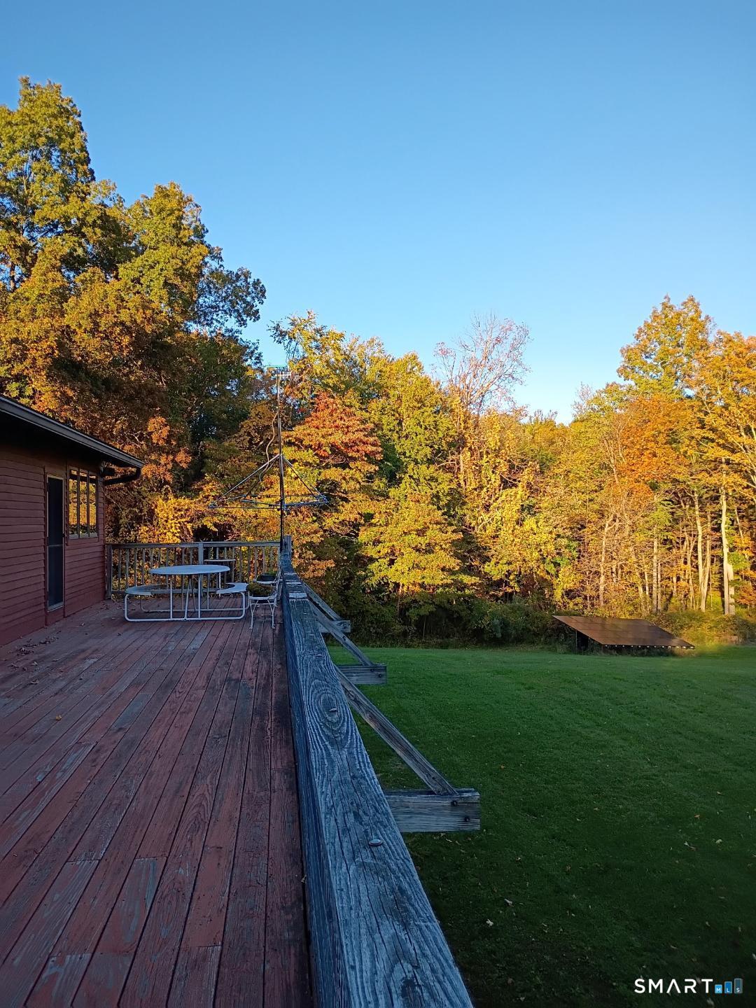 11 East Howey Road