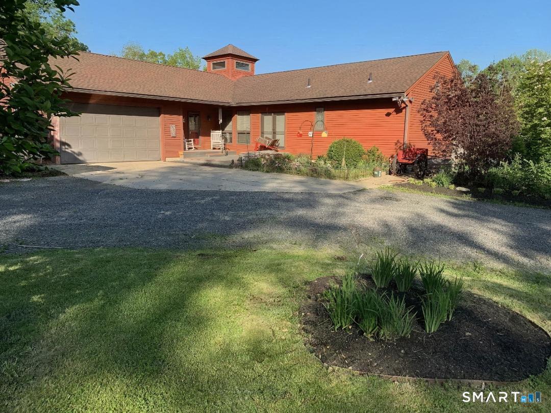 11 East Howey Road