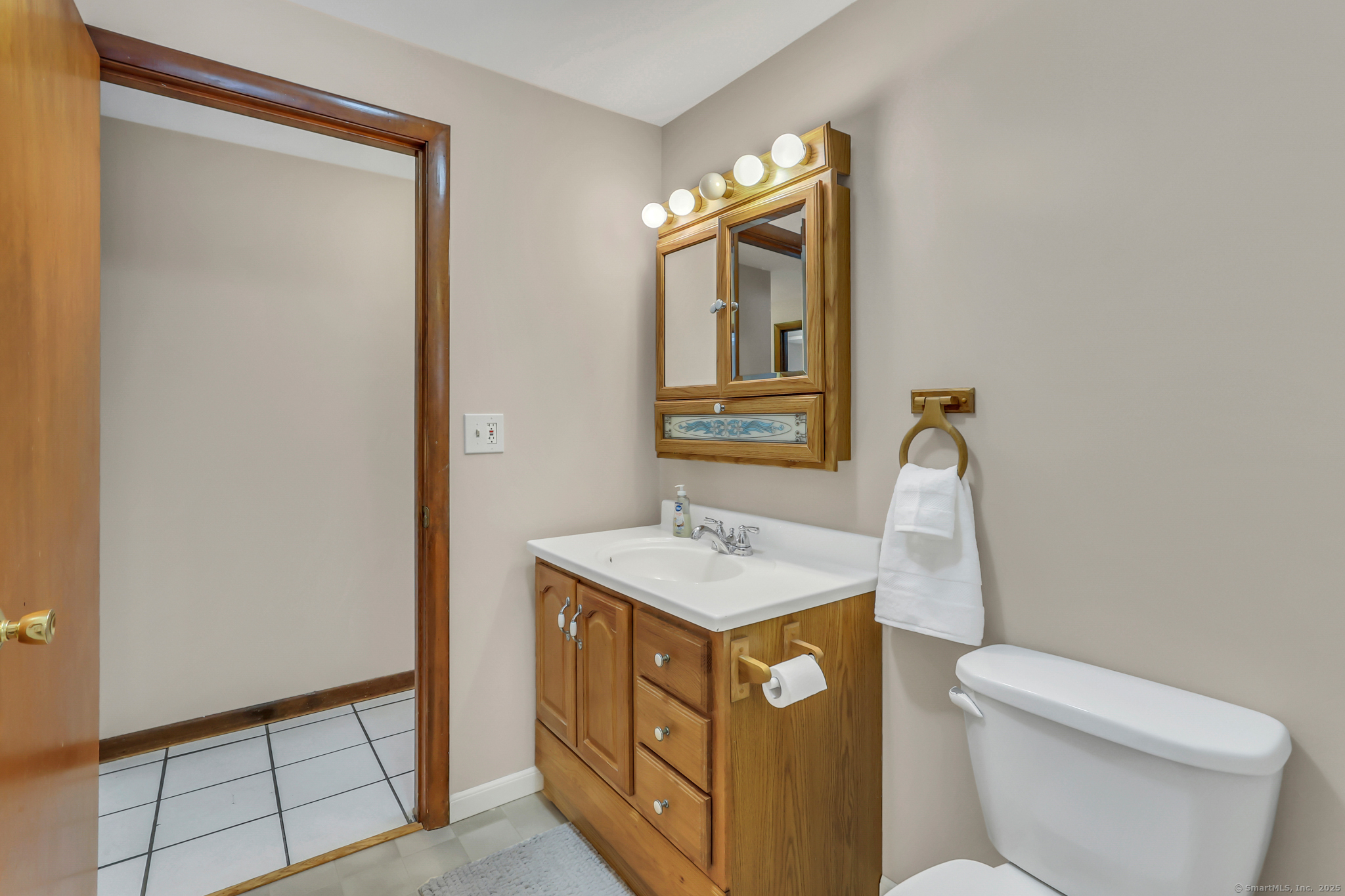 33 Cemetery Road, East Windsor, Connecticut image 23
