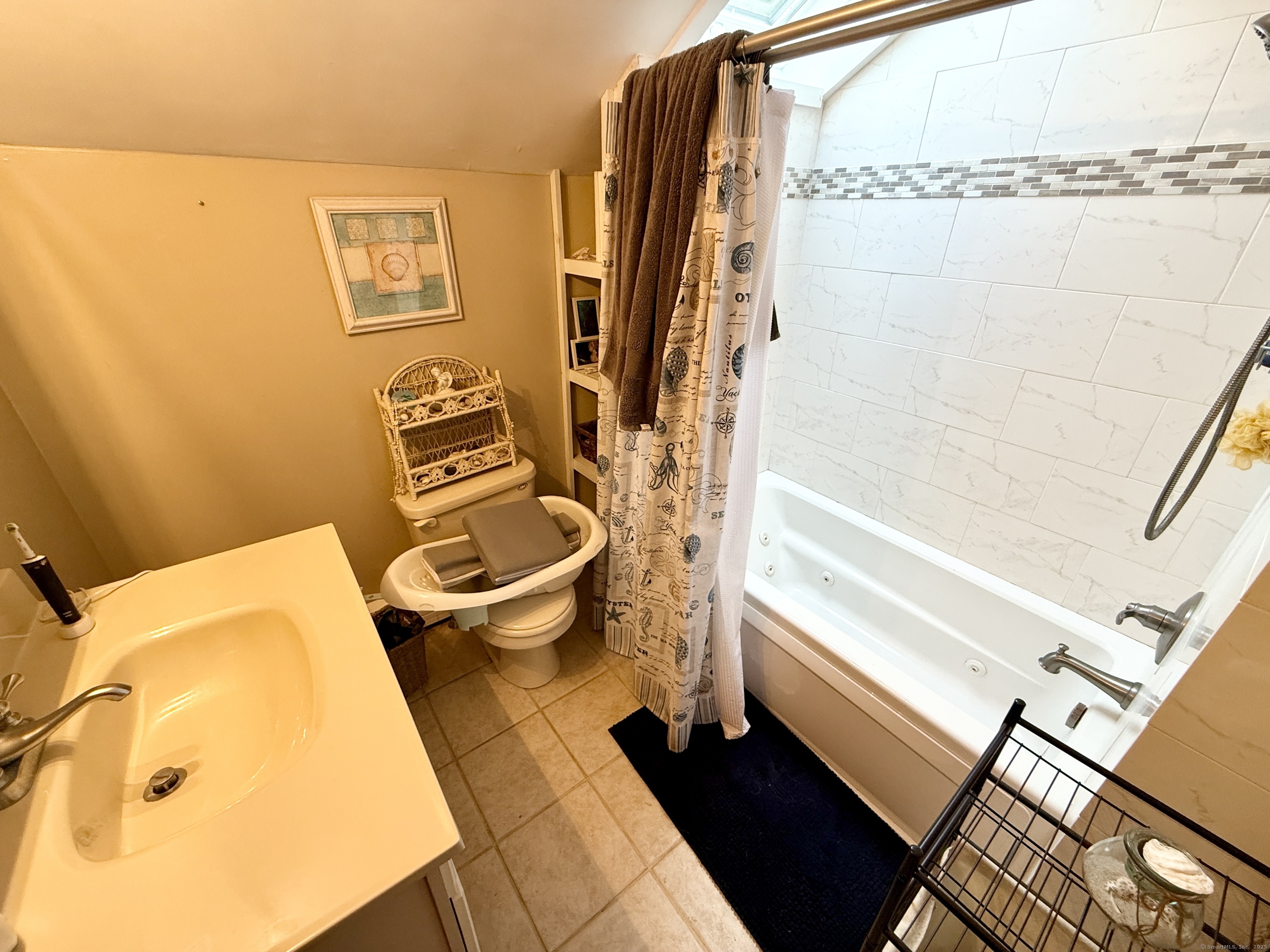 225 Guerdat Road, Torrington, Connecticut image 22
