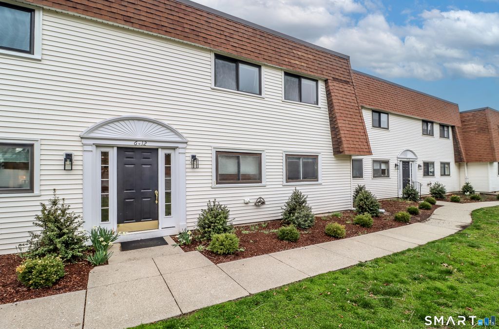 Photo of 12 Hulls Highway #12, Fairfield, CT 06890 (MLS # 24163133)