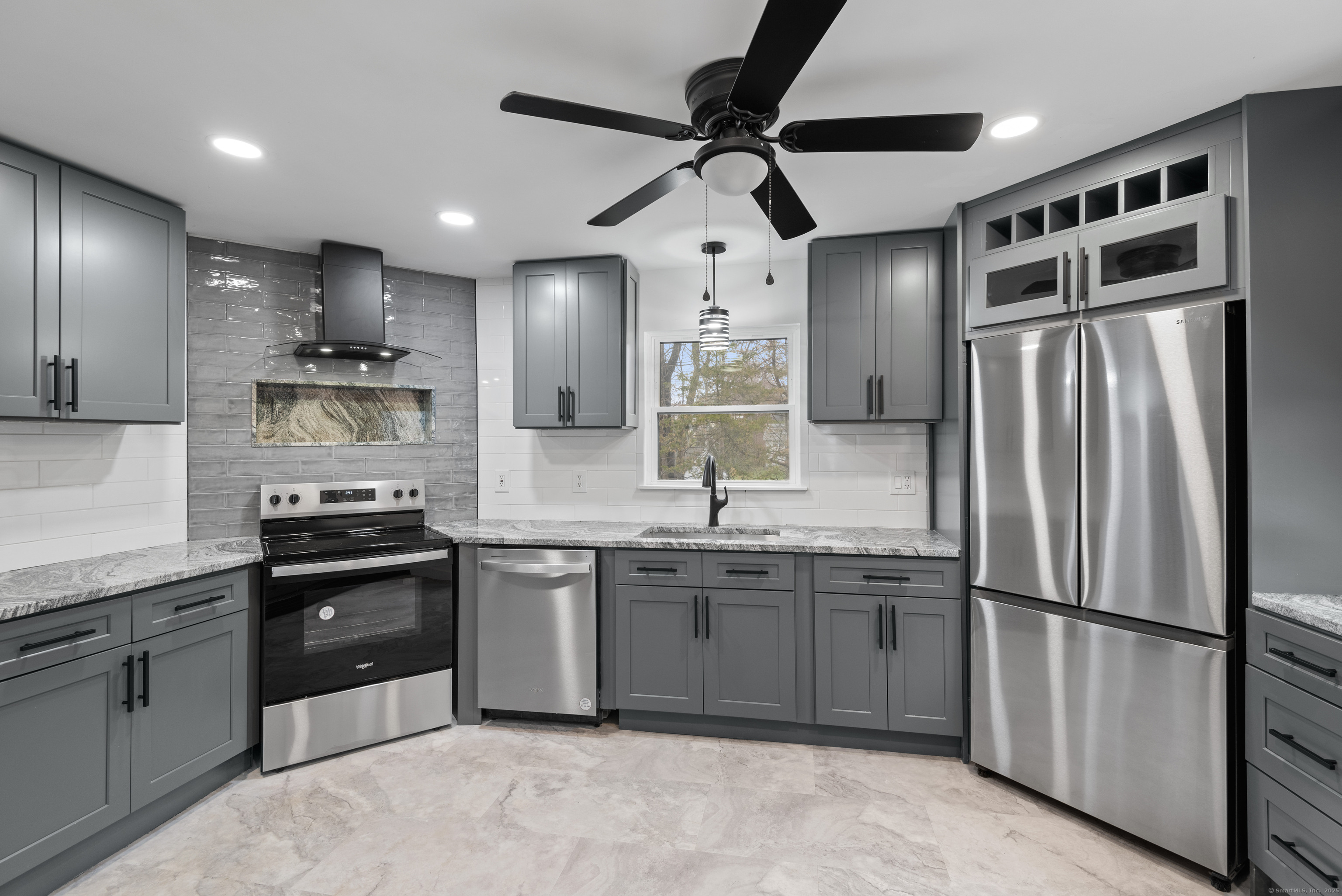 8 Eddy Court, Montville, Connecticut image 9