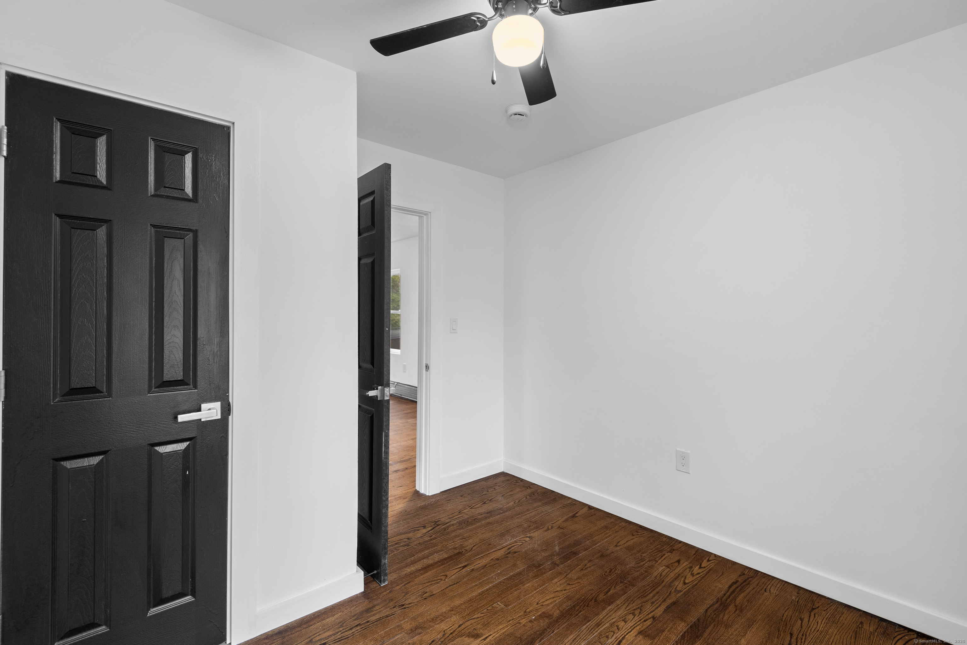 8 Eddy Court, Montville, Connecticut image 16