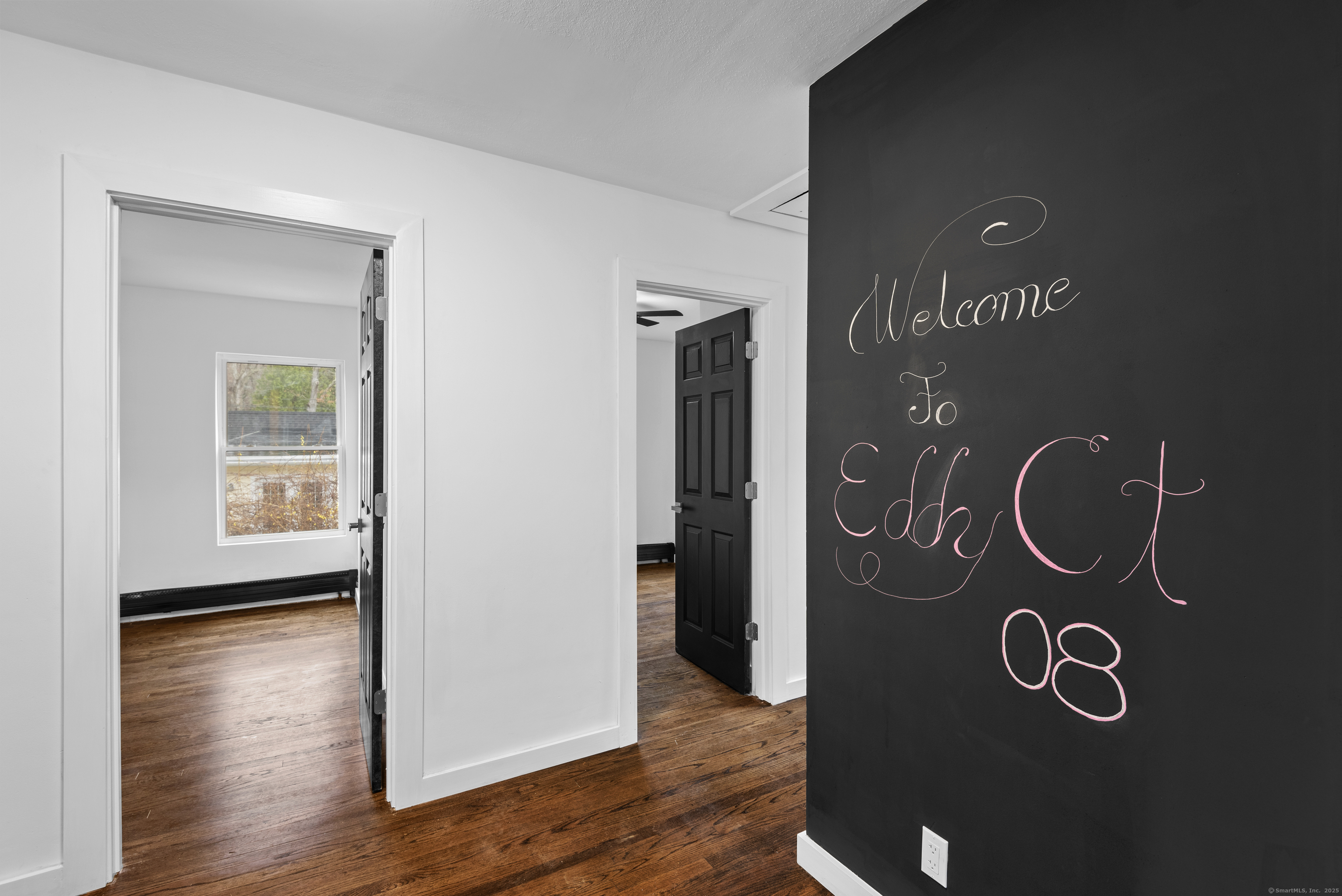 8 Eddy Court, Montville, Connecticut image 4