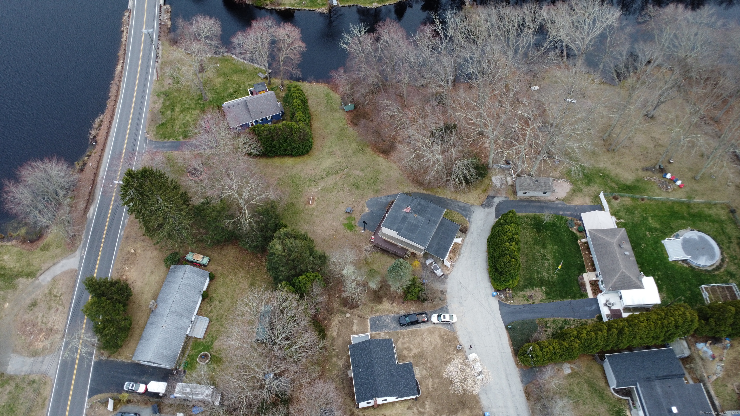 8 Eddy Court, Montville, Connecticut image 40
