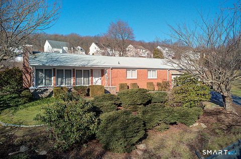 76 Gaylord Mountain Road Hamden CT 06518