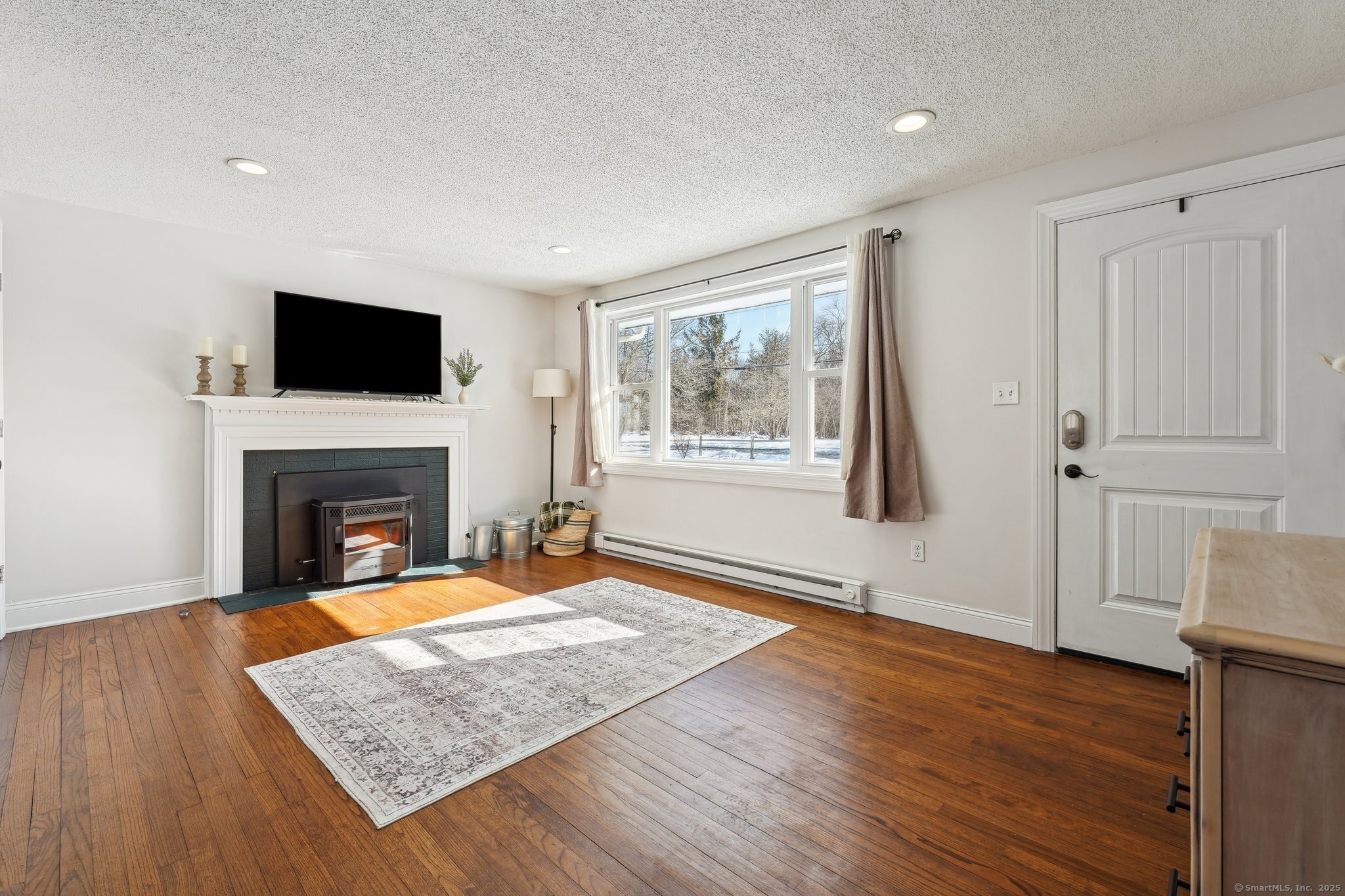 61 Carriage Drive, Lebanon, Connecticut image 5