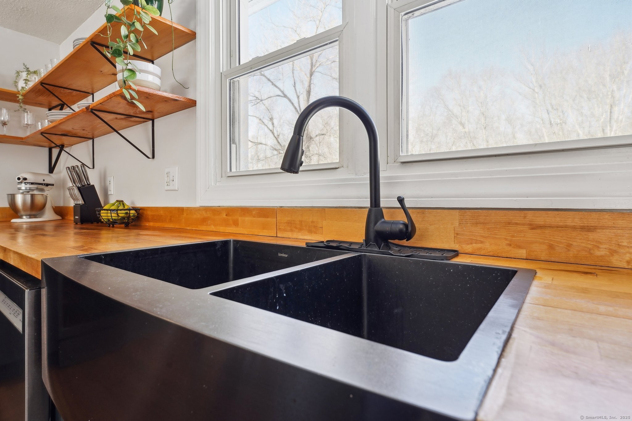 61 Carriage Drive, Lebanon, Connecticut image 12