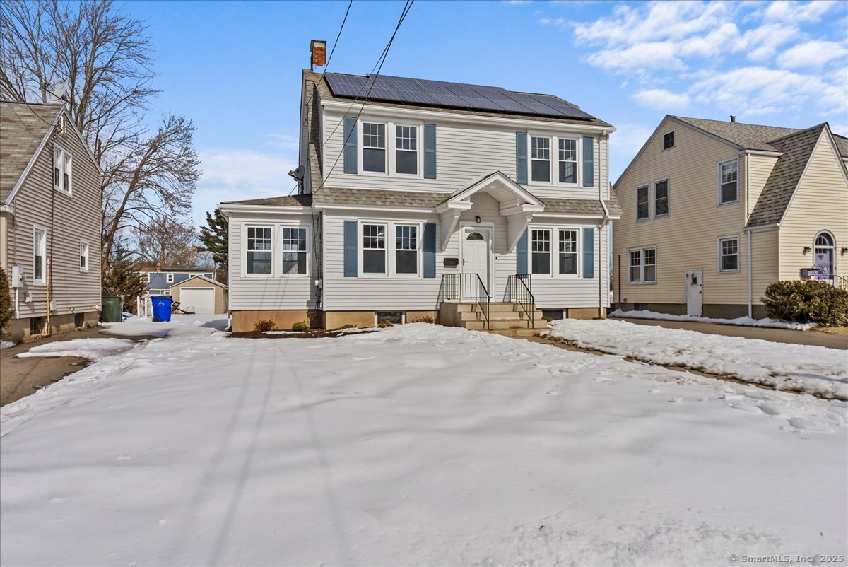 Property for Sale at Stillwold Drive, Wethersfield, Connecticut - Bedrooms: 3 
Bathrooms: 2 
Rooms: 6  - $385,000