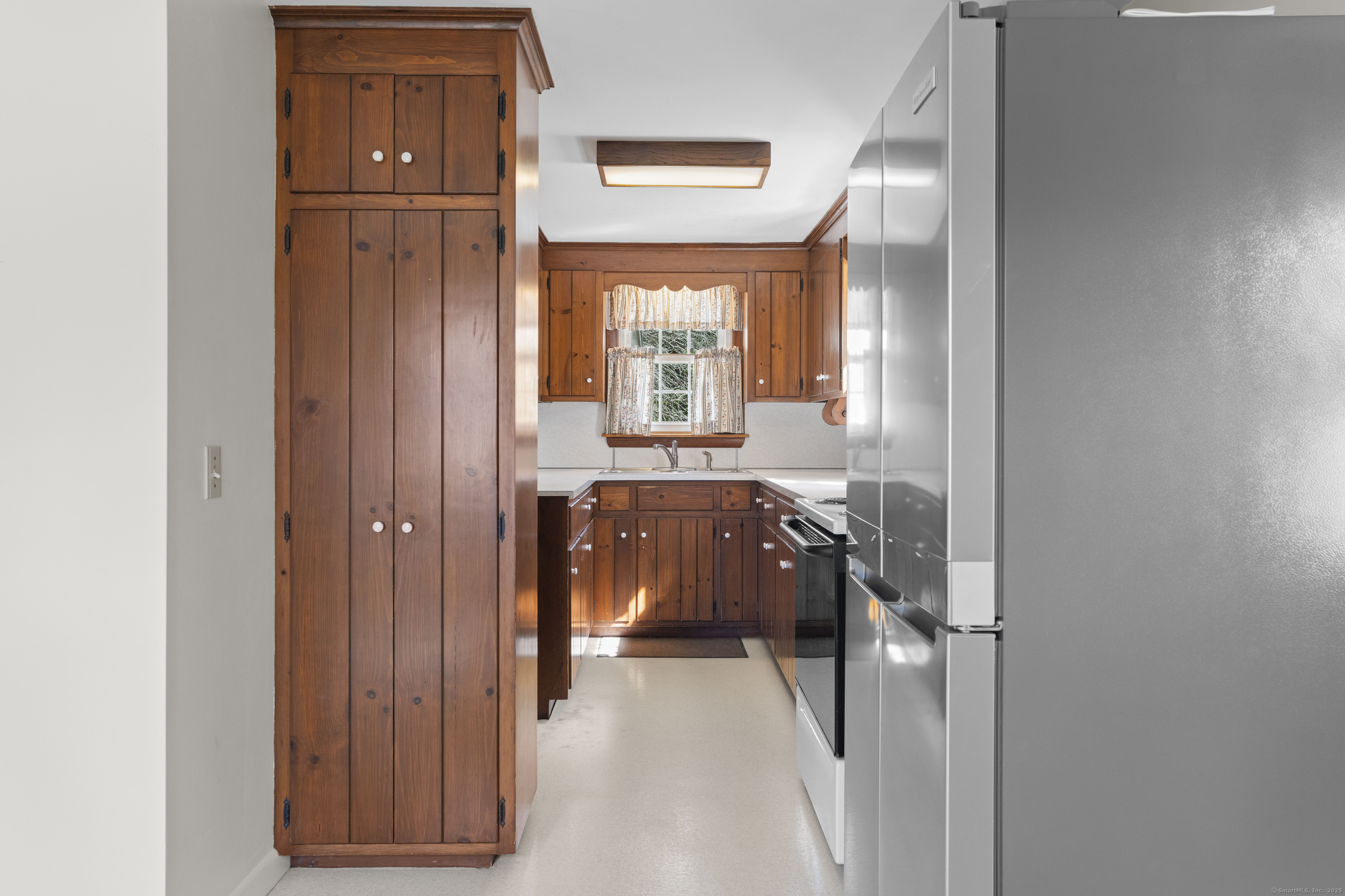 576 Noank Ledyard Road, Groton, Connecticut image 22