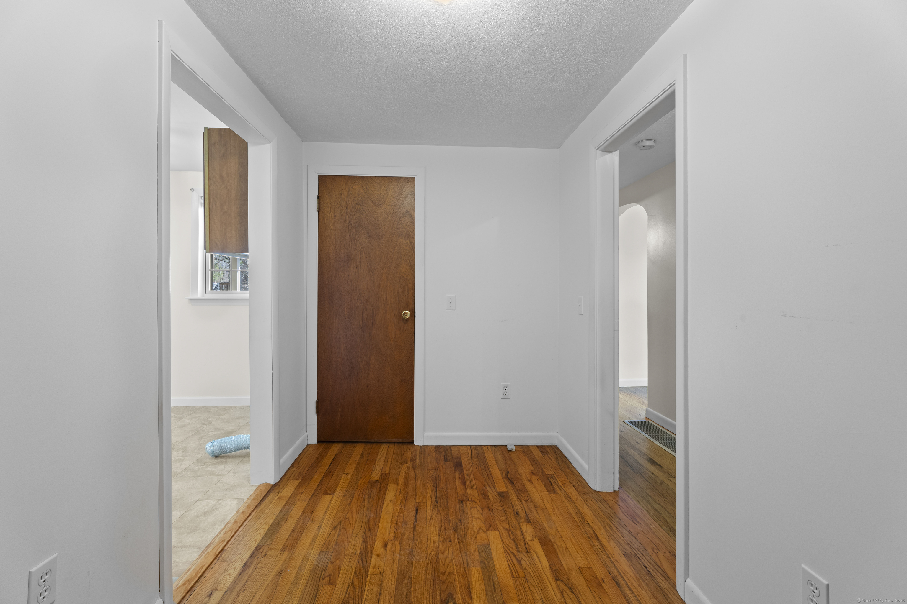 576 Noank Ledyard Road, Groton, Connecticut image 34