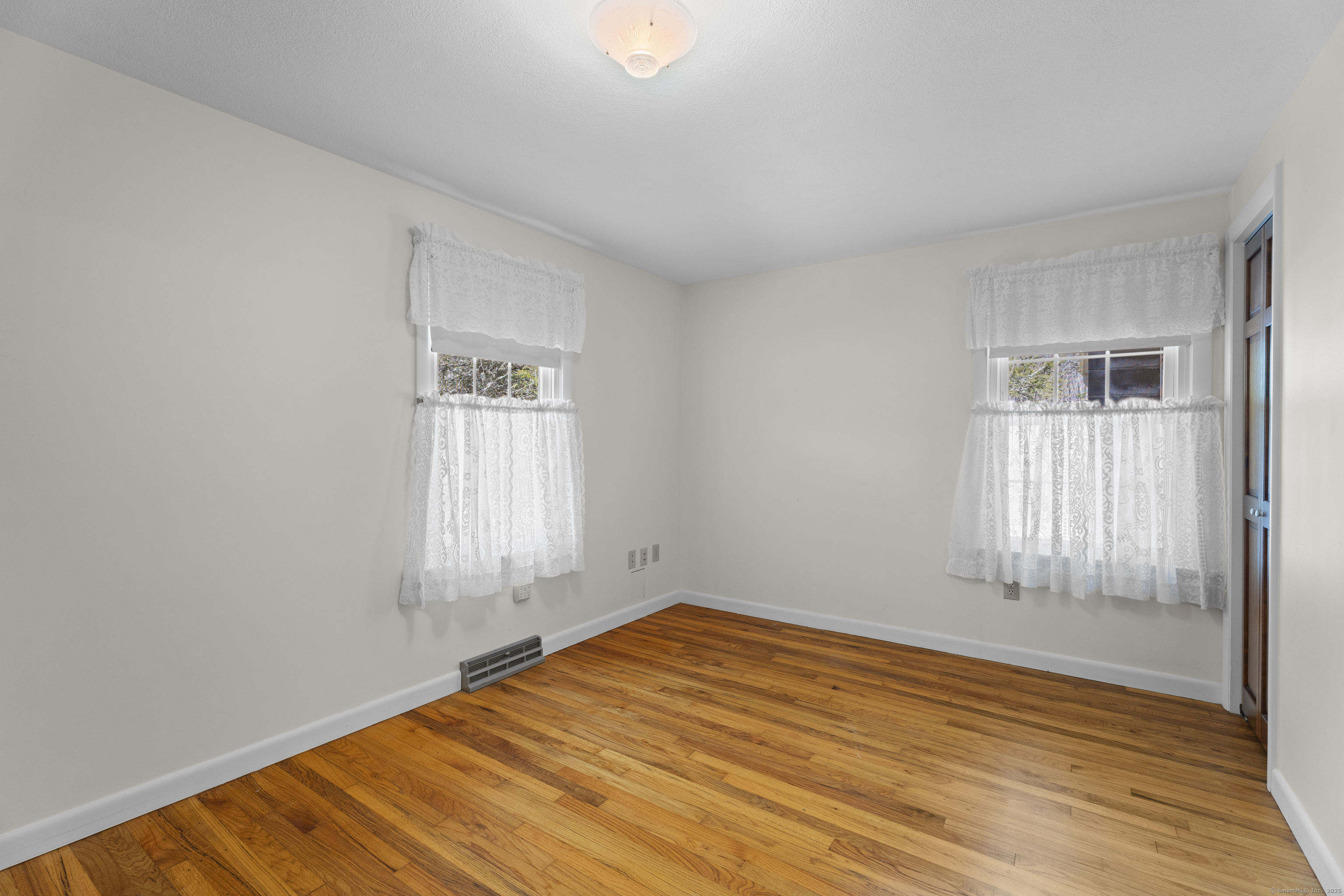 576 Noank Ledyard Road, Groton, Connecticut image 35
