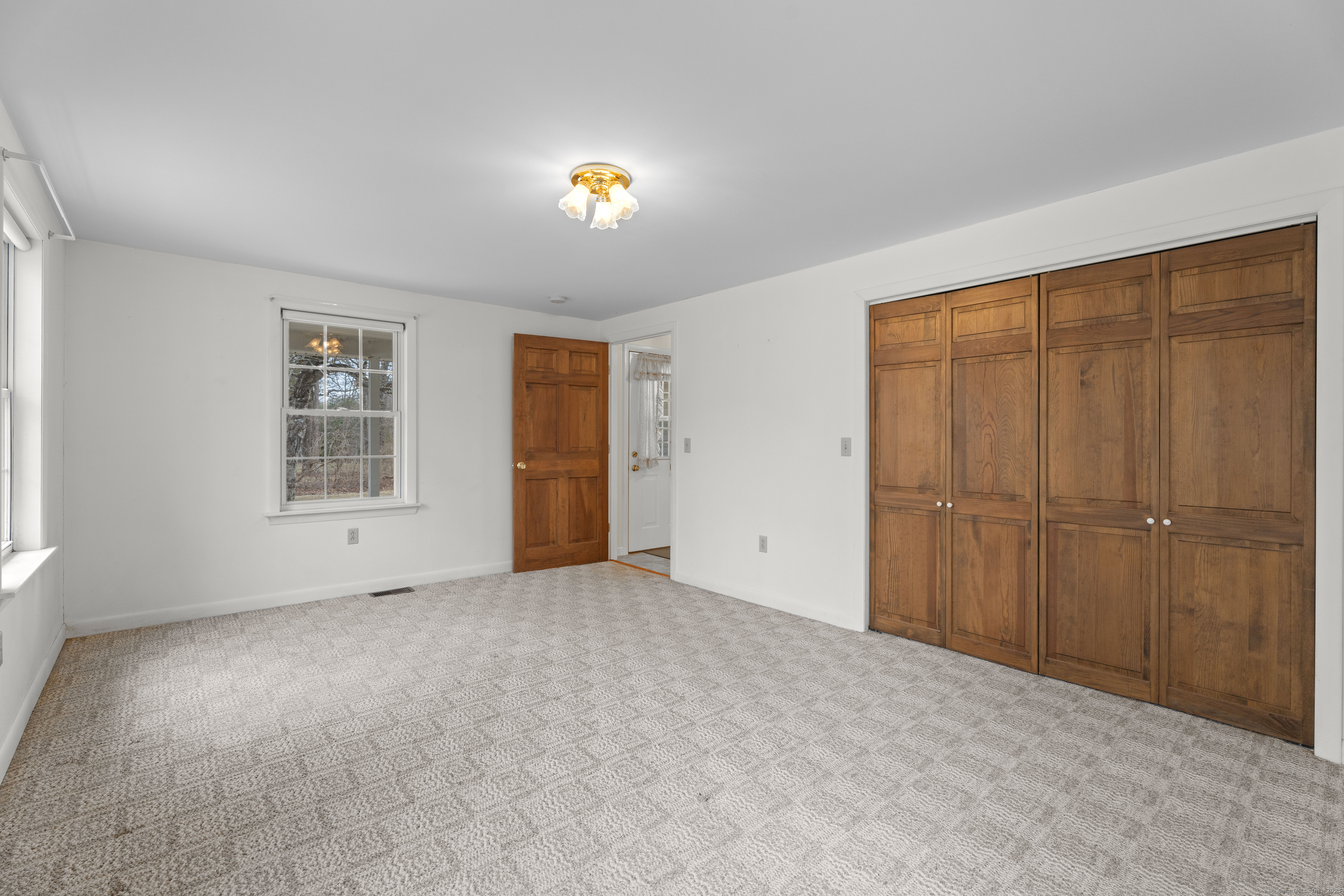 576 Noank Ledyard Road, Groton, Connecticut image 30
