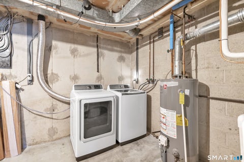 Tiny photo for 11 Savin Park #11, West Haven, CT 06516 (MLS # 24209453)
