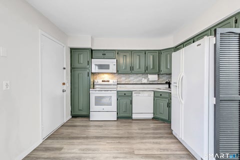 Tiny photo for 11 Savin Park #11, West Haven, CT 06516 (MLS # 24209453)