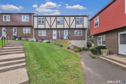 Tiny photo for 11 Savin Park #11, West Haven, CT 06516 (MLS # 24209453)
