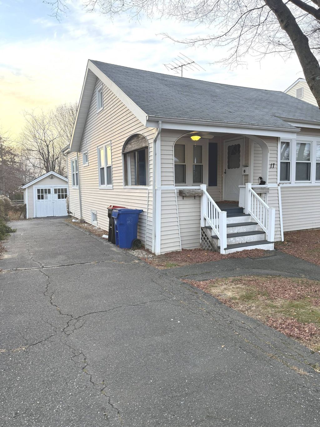 Photo of 17 RESERVOIR Avenue, Norwalk, CT 06850 (MLS # 24143970)