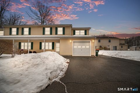 Photo of 418 Meriden Waterbury Turnpike, Southington, CT 06489 (MLS # 24157045)