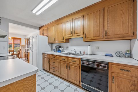 Tiny photo for 1325 Farmington Avenue #APT 2, Bristol, CT 06010 (MLS # 24128800)
