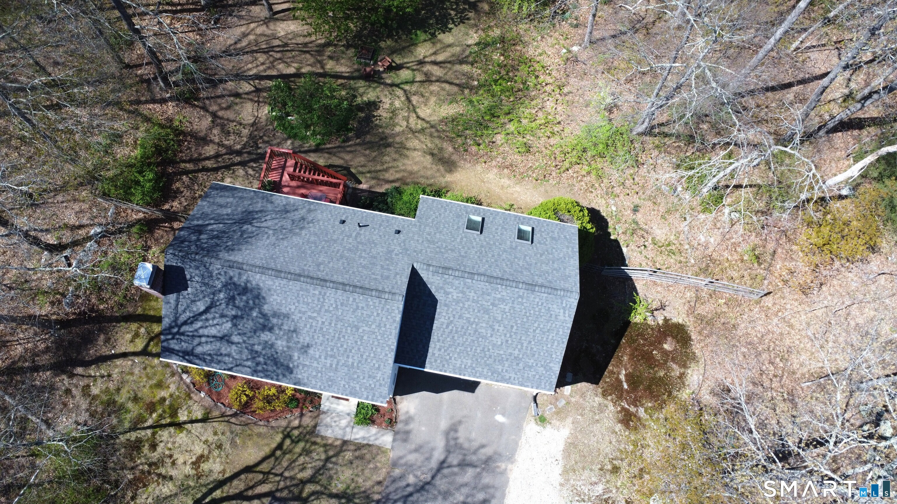 13 Nipmuck Road