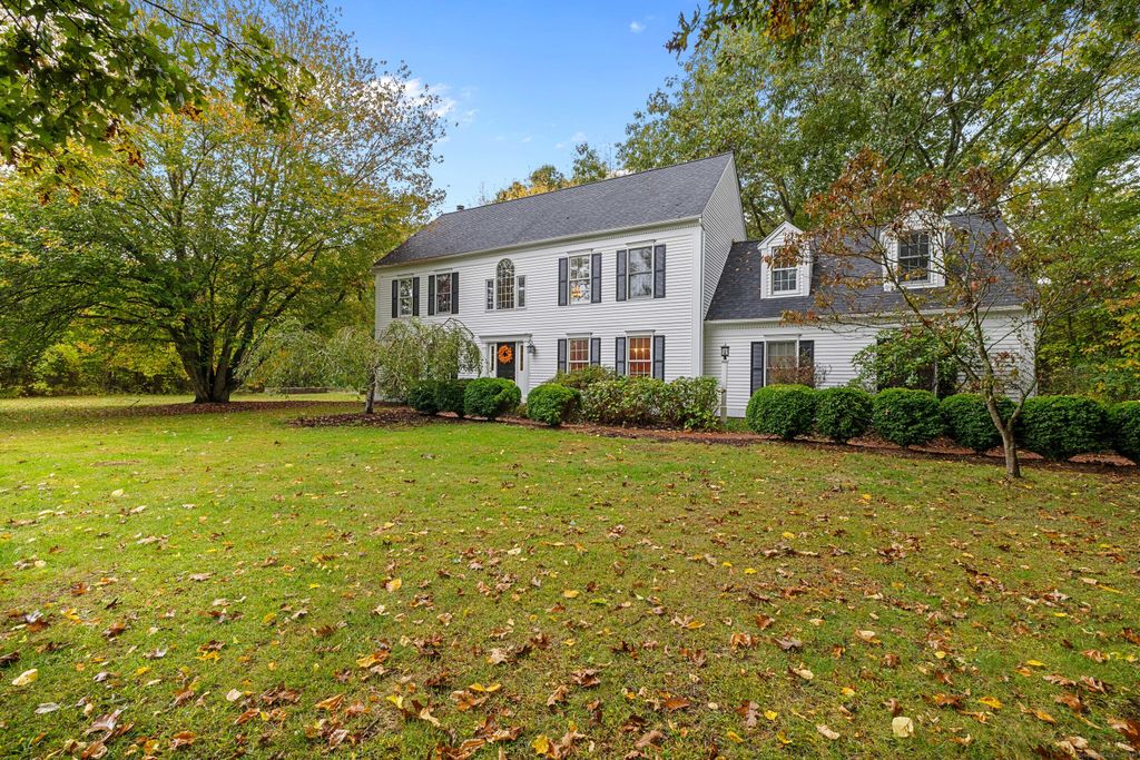 Photo of 318 Horsepond Road, Madison, CT 06443 (MLS # 24132925)