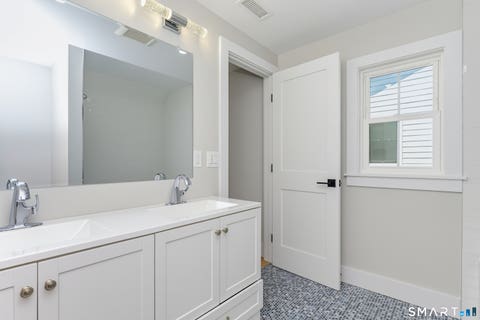 Tiny photo for 517 Newfield Avenue, Stamford, CT 06905 (MLS # 24197362)