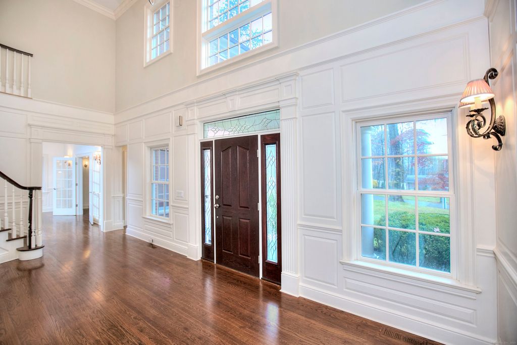 Photo of 49 Pinner Lane, Stamford, CT 06903 (MLS # 24142345)