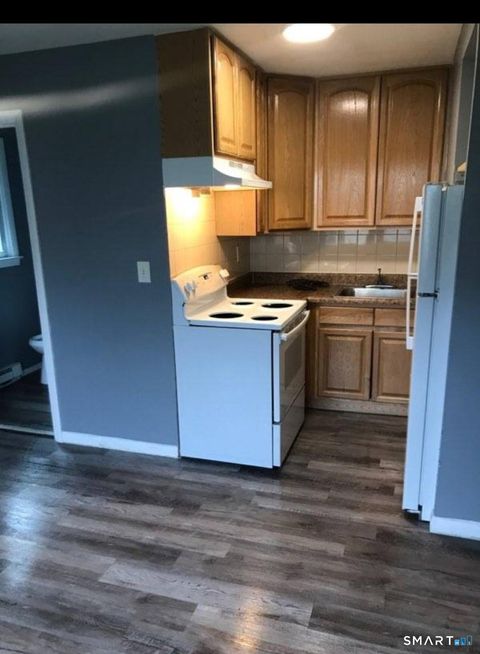 Photo of 179 Lewis Street #4, Bridgeport, CT 06605 (MLS # 24145481)